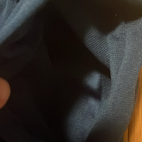 Boys Under Armour athletic pants. Size large. - Picture 3 of 6